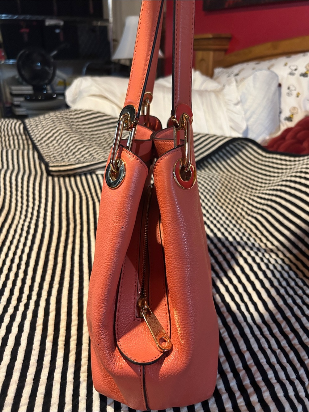 Michael Kors Coral-Peach Leather Shoulder Bag - Picture 4 of 13